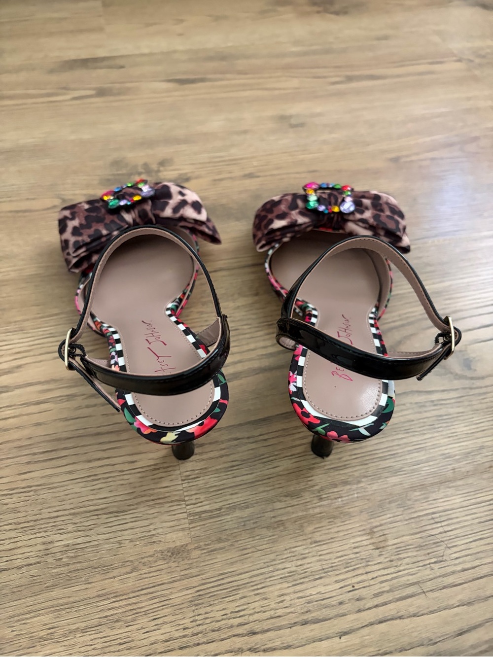 BETSEY JOHNSON Emely pump size 8 - Picture 5 of 7
